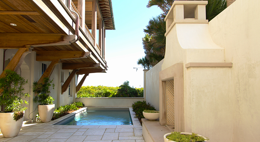 Outdoor Fireplace with Pool