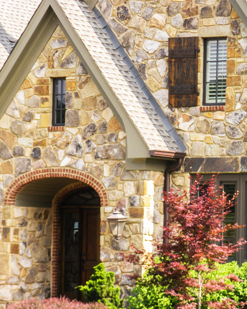  Medium Regular Moss Rock (Fieldstone) blending with Earthtone Sandstone Rubble 