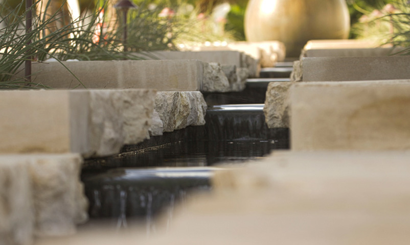 Beignet Limestone Fountain Coping