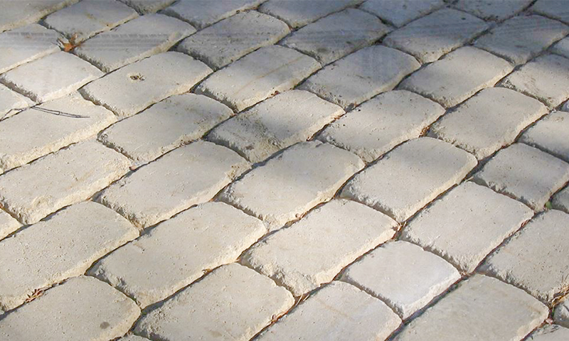 Indiana Limestone Cobblestone Driveway