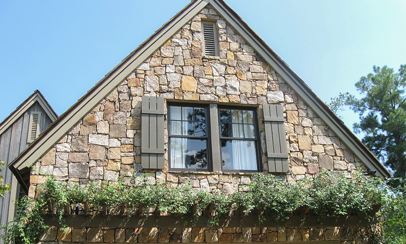 Squared Random Moss Rock (Fieldstone) Ashlar Dry Stacked 